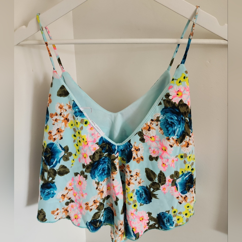 LUS N MUST Floral Crop Top